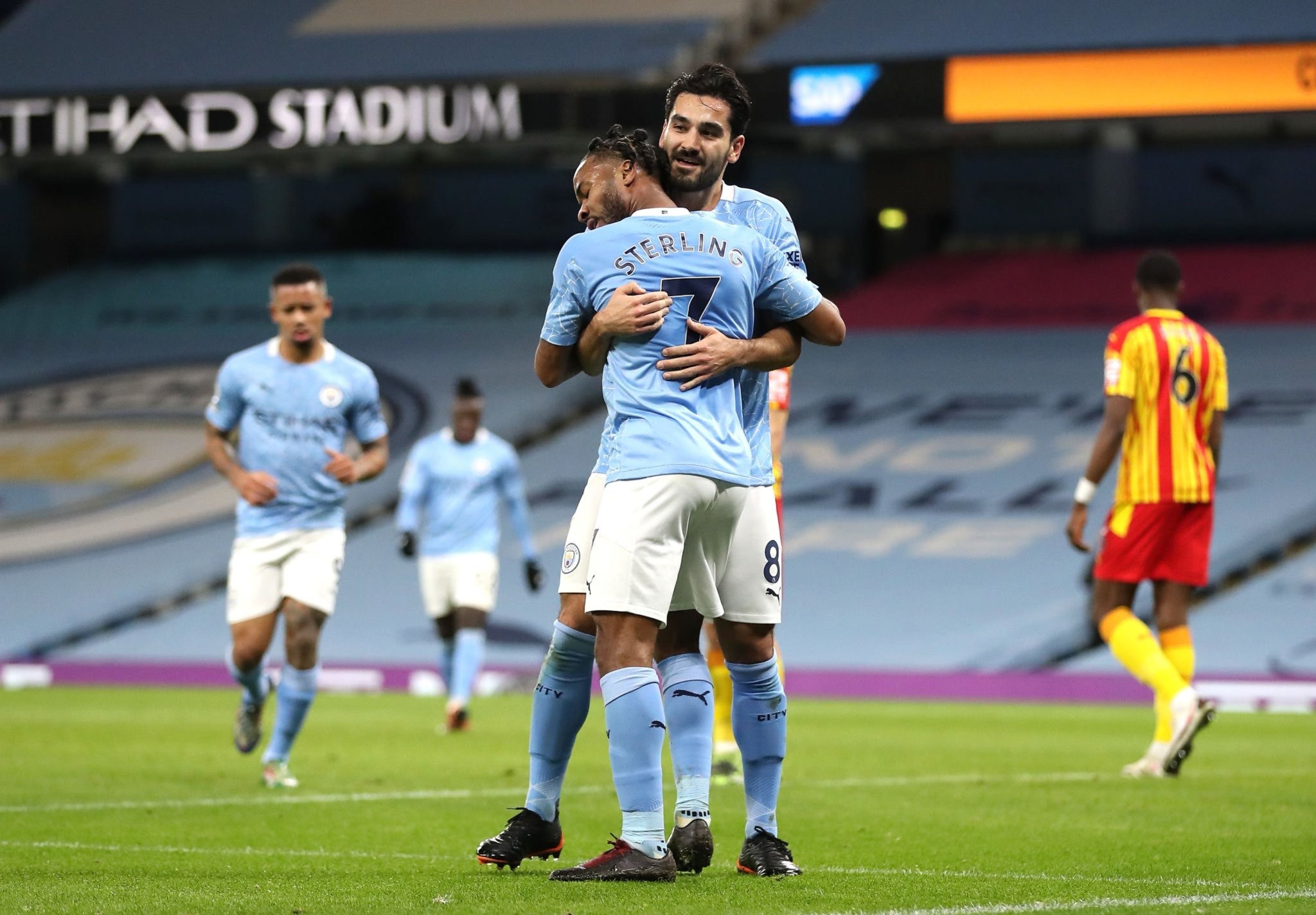 令人印象深刻的首秀丨雷纳托·韦加VS波兰